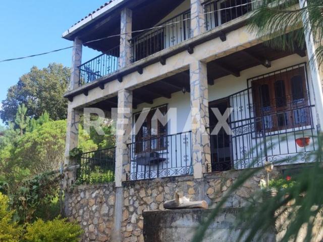 Cabaña en venta cerca de las Cabañas de Sergia Torres