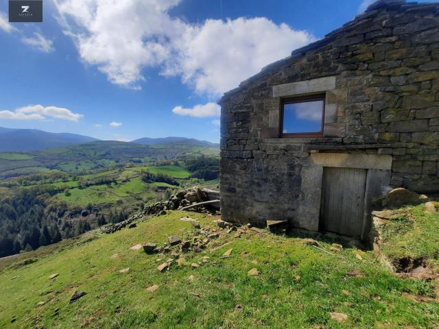 CABAÑA PASIEGA EN SAN PEDRO DEL ROMERAL