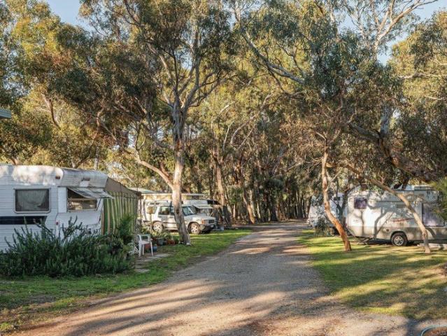 Cabin Rental in Aldinga Beach