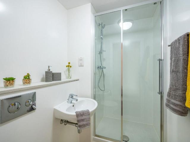 Cable Street, Lancaster LA1, Studio to rent, £672 pcm | PrimeLocation