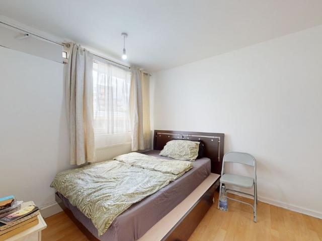 Cable Street, Pegswood Court, London E1, 4 bed maisonette to rent, £2,795 pcm | PrimeLocation