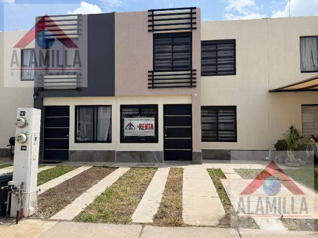 Cabo Metropolitano en privada con casa club