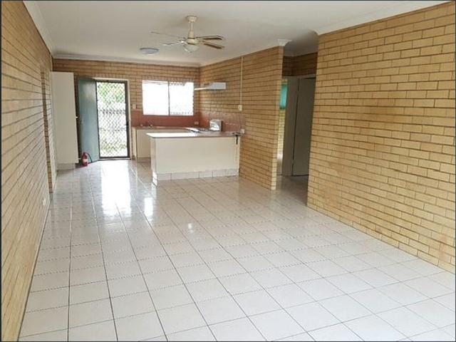 CABOOLTURE CLOSE & CONVENIENT