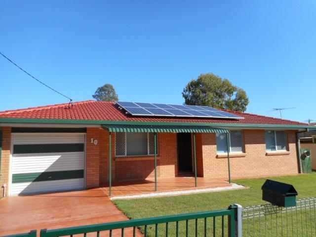 CABOOLTURE CLOSE TO EVERYTHING