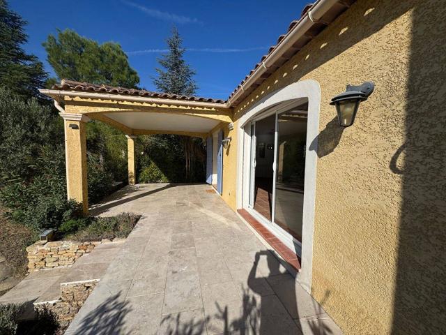 CABRIES VILLA T5 + GARAGE + JARDIN