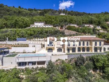 CABRIS: Exceptionnelle villa neuve avec vue mer panoramique