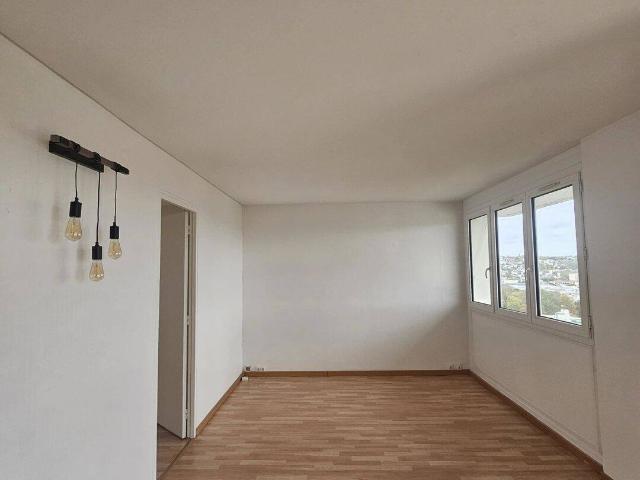 CACHAN 3 PIECES 54.92m²
