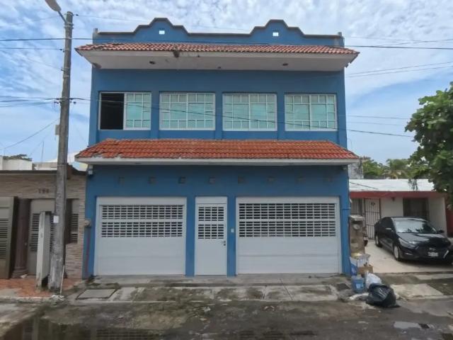 Casa en venta Fracc Flores del valle