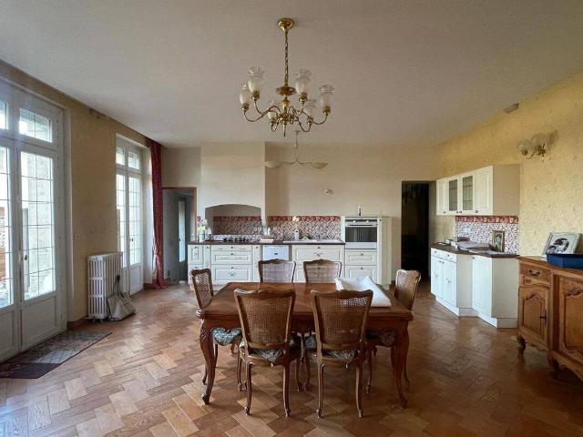 Cadaujac Centre Bouscaut Maison bourgeoise en pierre
