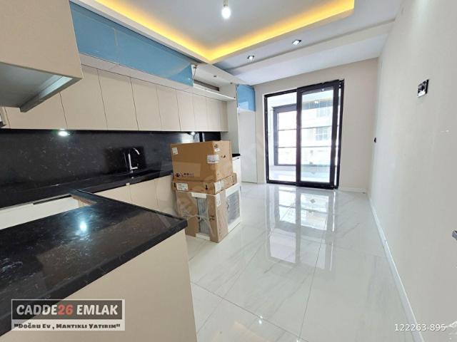 CADDE26 DAN VADİŞEHİR SINIRINDA ULTRALÜKS 3+1 AKILLI EV