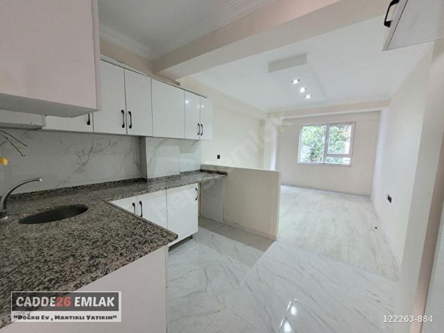 CADDE26 DAN BÜYÜKDEREDE YERDEN ISITMALI SATILIK 1+1 DAİRE