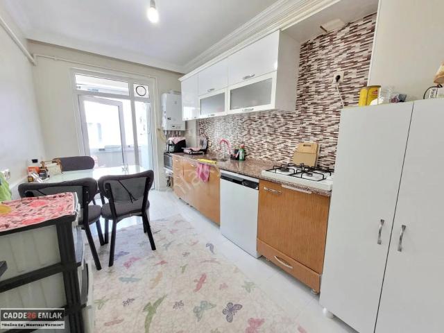 Cadde26 Dan Gültepe Mahallesinde Arakat Satılık 3+1 Daire