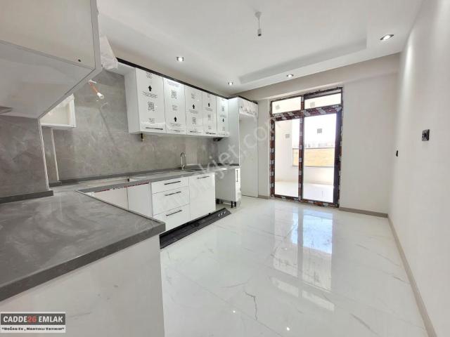 Cadde26 Dan Havuzlu Site İçerisinde Satılık 2+1 Daire