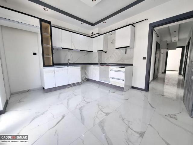 Cadde26 Emlaktan Ebebeyn Banyolu Satılık 2+1 Daire