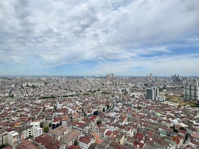 Cadde34'ten Star Towersta 2+1 Kiralık Daire!