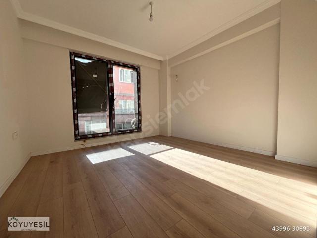 CADDE 20 METRE ARA KAT SIFIR HEMEN TESLİM 1+1 METROYA 600 METRE