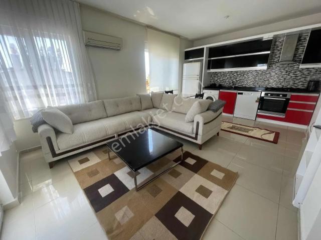 Cadde Üstü Full Eşyalı Teraslı Asansörlü 3+1 Kiralık Daire