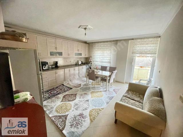 Cadde Üzeri 5+1 Geniş Dubleks Daire