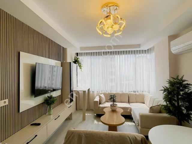 Cadde~üzeri~1+1~full~lüxx~sıfır~eşyalı~atü~yakını~kaçmaz~daire~