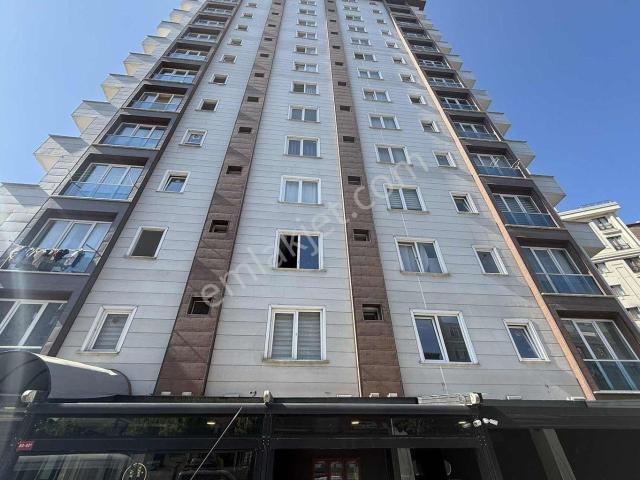 Cadde Üzeri 1+1 İskanlı Hazır Kiracılı Yeni Bina Kaçmaz Fırsat !