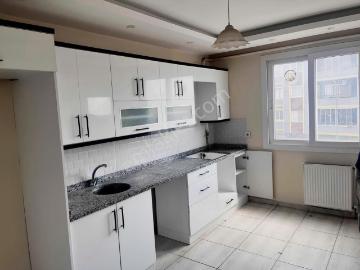 Cadde Üzeri 2+1 Geniş 127 M² 2. Kat Satılık Daire