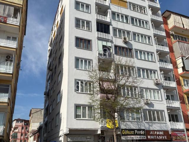 Cadde Üzeri Depozitosuz Kiralık 3+1 Daire