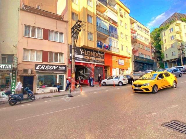 Cadde Üzeri Eşyalı Müstakil Tripleks Teraslı Kiralık