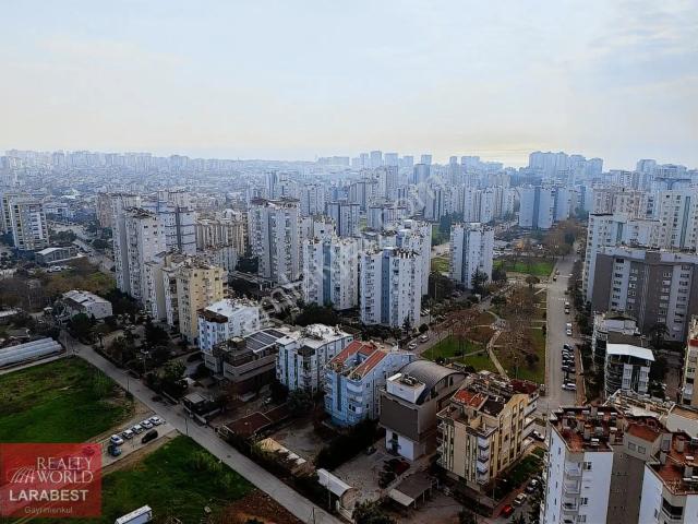 Cadde Üzeri Fener Mahallesinde Geniş Ve Asansörlü 3+1 Satılık