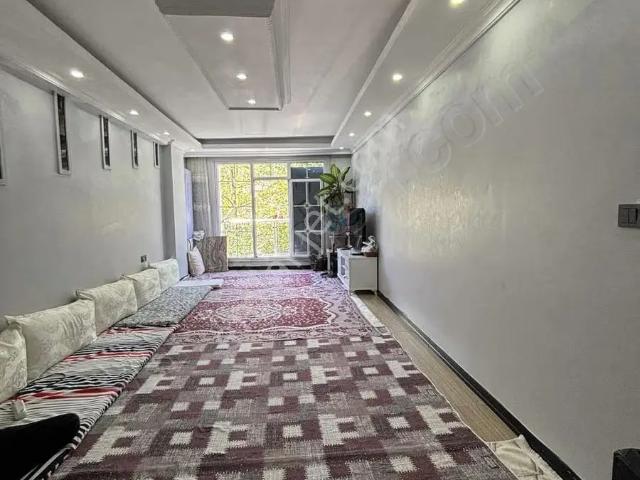 Cadde Üzeri Geniş İskanlı 3+1 Satılık Daire