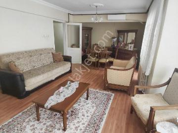 Cadde Üzeri Merkezde Kiralık Eşyalı 2+1 Daire Vira Gayrimenkul
