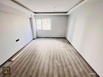 CADDE ÜZERİ MERKEZİ KONUMDA,GENİŞ KULLANIŞLI 2+1 SIFIR DAİRE!