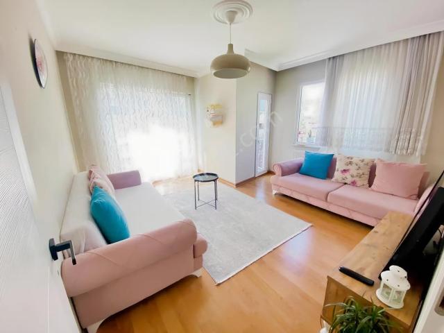 Cadde Üzeri Çok Acil 2+1 Ayrı Mutfaklı K.mülkiyetli