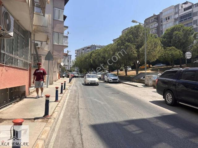 Cadde Üzerinde 3+1 Çift Teraslı Deniz Manzaralı Kiralık
