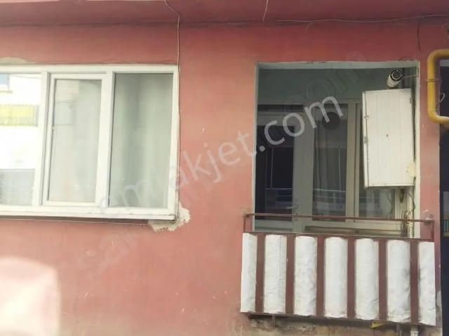 Cadde Üzerinde Giriş Kat Yatırımlık Daire