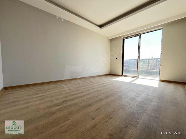 CADDE YAKINI ÖNÜ AÇIK BAĞIMSIZ MUTFAKLI SATILIK 2+1 DAİRE