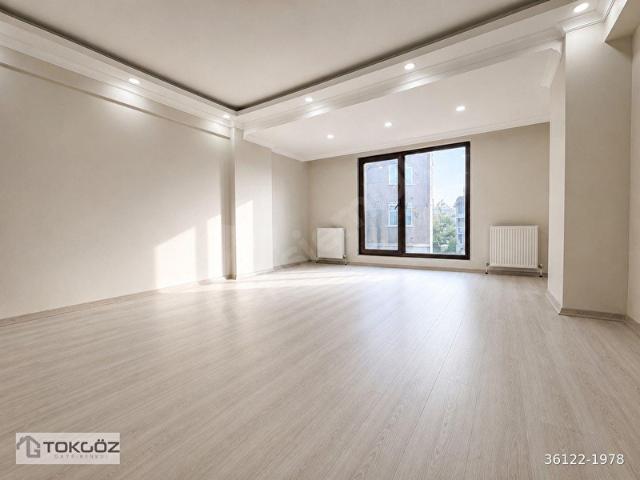 CADDE YAKINI MERKEZİ KONUMDA OTOPARKLI 3+1 SIFIR GENİŞ DAİRE