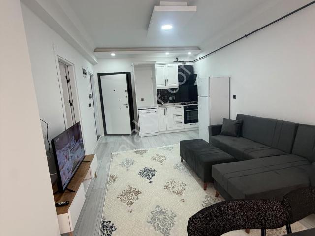 Cadde Cepheli Sıfır Eşyalı Hazır Kiracılı Satılık 1+1 Daireler