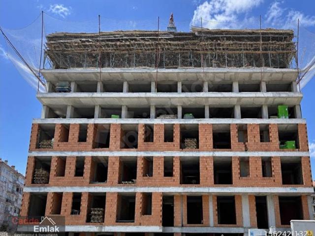 Cadde'den Haznedar da Satılık 230M2 BRÜT 4+2 Geniş Dubleks Daire