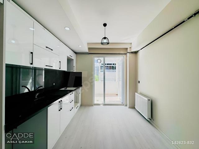 CADDE GAYRİMENKUL'DEN ÇERKEZKÖY TAPU DAİRESİ YANI 3+1 DAİRE