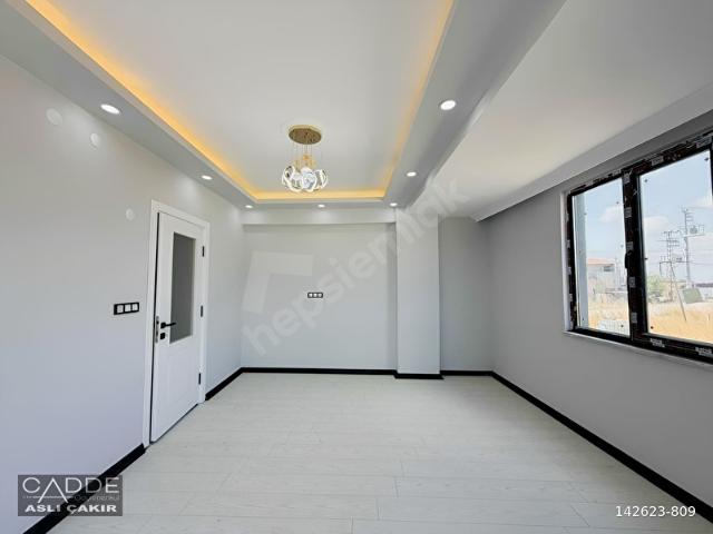 CADDE GAYRİMENKUL'DEN KAPAKLI'DA ARAKAT ÖN CEPHE 2+1 DAİRE!