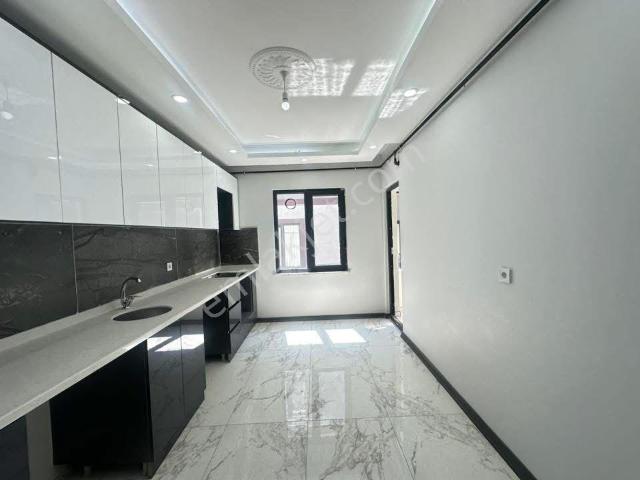 Cadde Gayrimenkulden Kapaklı Devlet Hastanesi Karşısı 2+1 Daire