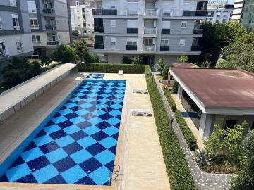 Cadde Gayrimenkulden Satılık 2+1 Ara Kat D.gazlı Havuzlu İskanlı