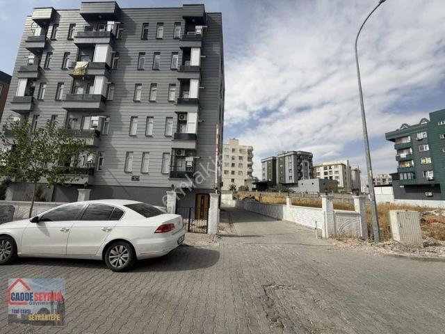 Cadde Seyran'dan Batıkentde Kiralık 1+1 Daire