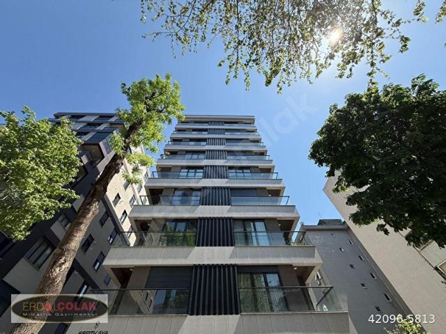 CADDEBOSTAN YAKUTLAR SOKAKTA 3+1 135M2 BALKONLU SATILIK DAİRE SIFIR