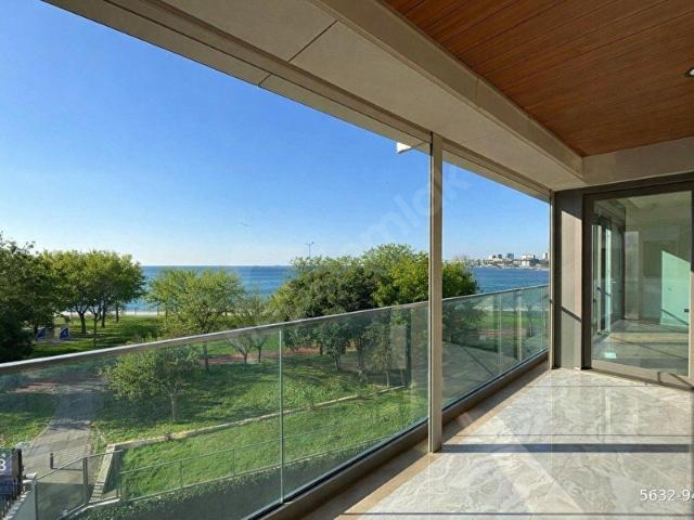CADDEBOSTAN YALI PARSELİNDE DENİZ MANZARALI 260M2 NET 5+1 KİRALIK DAİRE