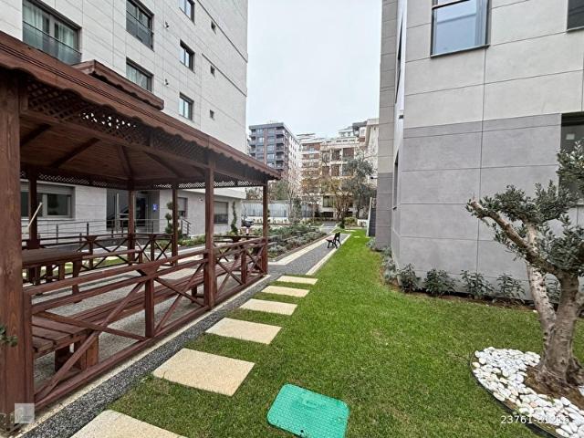CADDEBOSTAN BAĞDAT CADDESİNE YAKIN SİTE İÇERİSİNDE ARMADA'DAN 2+1