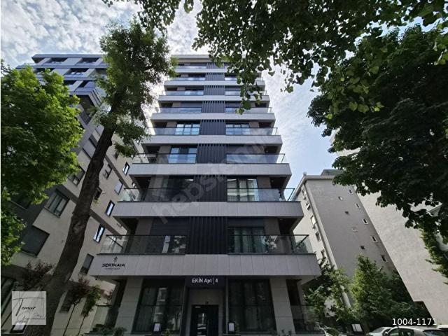 Caddebostan Caddeye Yakın Sıfır Balkonlu 98 m Net 3+1 Daire