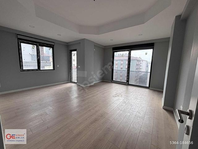 CADDEBOSTAN ÖMERPAŞADA YENİ 3+1 BALKONLU EBEVEYNLİ LÜKS DAİRE