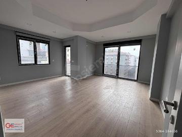 CADDEBOSTAN ÖMERPAŞADA YENİ 3+1 BALKONLU EBEVEYNLİ LÜKS DAİRE