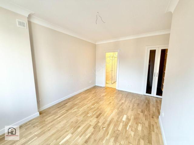 Caddebostan Ömerpaşada 3+1 Balkon,ebeveynli Ultra Lüks